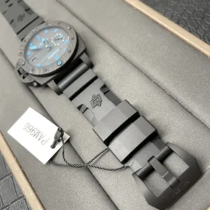 PANERAI SUBMERSIBLE SUPER FAKE WATCH CARBON BLUE DIAL VS FACTORY 42MM - Image 4