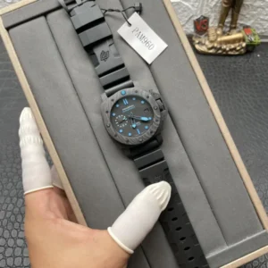PANERAI SUBMERSIBLE SUPER FAKE WATCH CARBON BLUE DIAL VS FACTORY 42MM - Image 3