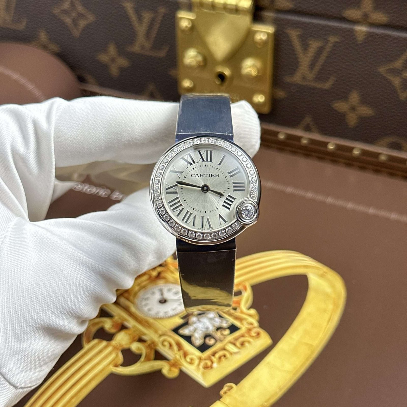 Cartier Ballon Blanc Luxury Fake Watches Women Stone Bezel Leather Strap AF Factory 30mm