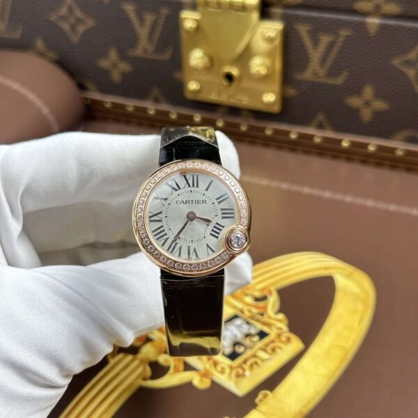 Dong-Ho-Cartier-Ballon-Blanc-Rep-11-Nu-Mat-Xam-Vien-Dinh-Da-Nha-May-AF-30mm-12.jpg