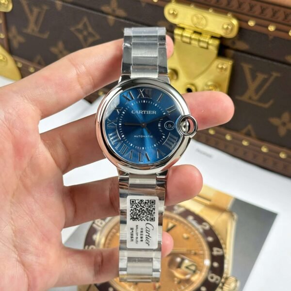 Dong-Ho-Cartier-Ballon-Bleu-Replica-11-Mat-Xanh-Duong-Day-Kim-Loai-Xuong-AF-40mm-7.jpg