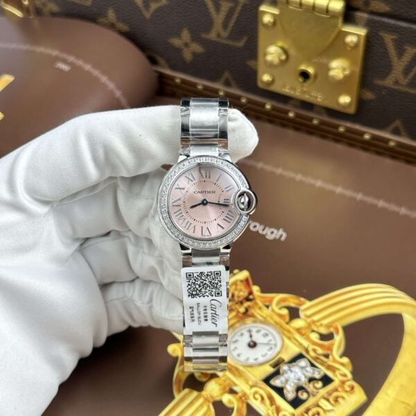 Dong-Ho-Cartier-Ballon-Bleu-W4BB0037-Rep-Cao-Cap-Mat-Hong-Day-Kim-Loai-Xuong-AF-33mm-1.jpg