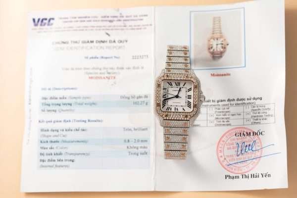 Dong-Ho-Cartier-Santos-Nu-Che-Tac-Full-Kim-Cuong-Moissanite-Hong-Kong-35mm-9-600x400-1.jpg