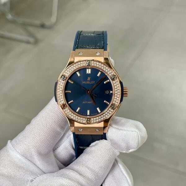 Dong-Ho-Hublot-Mau-Xanh-Blue-Dinh-Da-Nha-May-HB-38mm-1-600x600-1.jpg