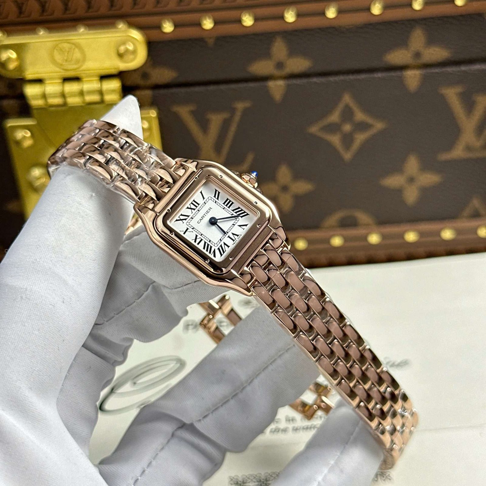 Cartier Panthere Watches White Dial Quartz Movement BV Factory 23x30mm