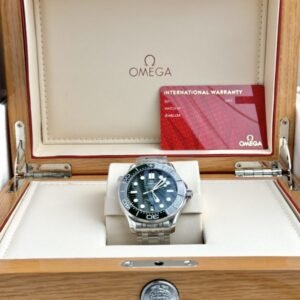Omega Best Replica Watch Seamaster Diver 300M Dial Green VS Factory 42mm - Image 4