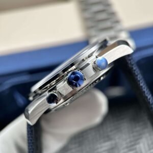 Omega Speedmaster Snoopy 50th Anniversary New 2025 42mm - Image 9
