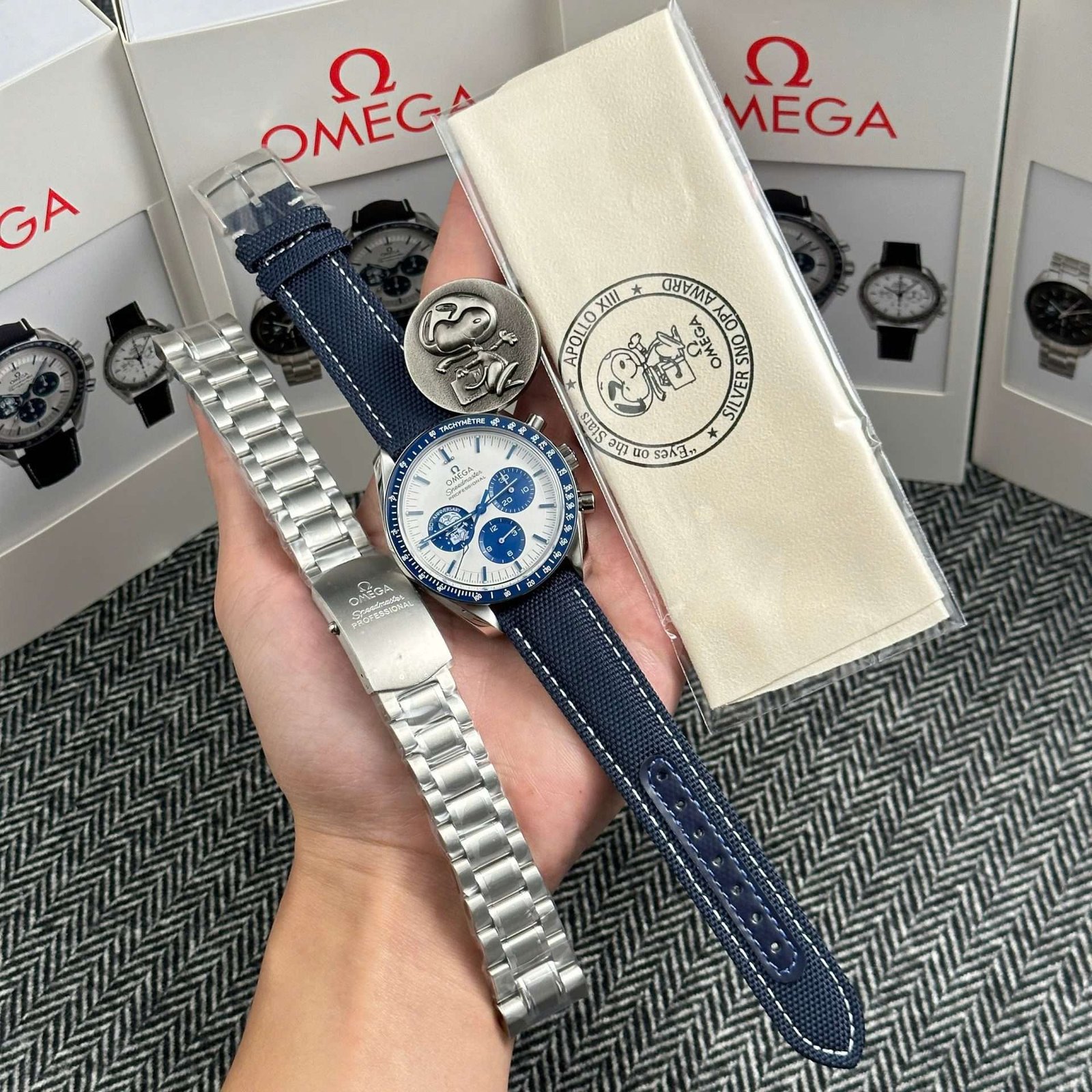 Omega Speedmaster Snoopy 50th Anniversary New 2025 42mm