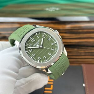 Patek Philippe Aquanaut 5168G-010 40mm - Image 3
