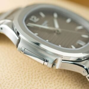 Patek Philippe Nautilus 7118 Replica Watch Grey Dial 35.2mm - Image 3