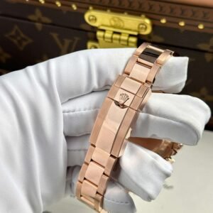 Rolex Cosmograph Daytona 40mm Real Gold Plated Black Dial Watch - Image 8