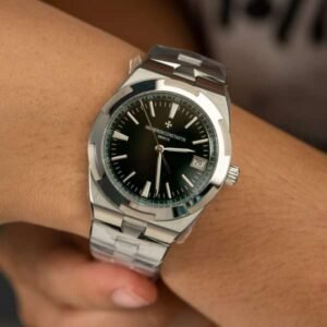 Vacheron Constantin Overseas 4500V Green Dial 41mmm - Image 8