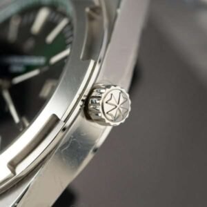 Vacheron Constantin Overseas 4500V Green Dial 41mmm - Image 9