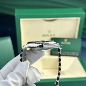 Rolex DateJust 126334 Silver Dial VS Factory 41mm - Image 4