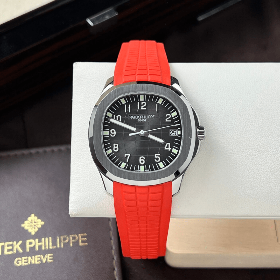 Patek Philippe Aquanaut 5167A Red Rubber Strap Replica