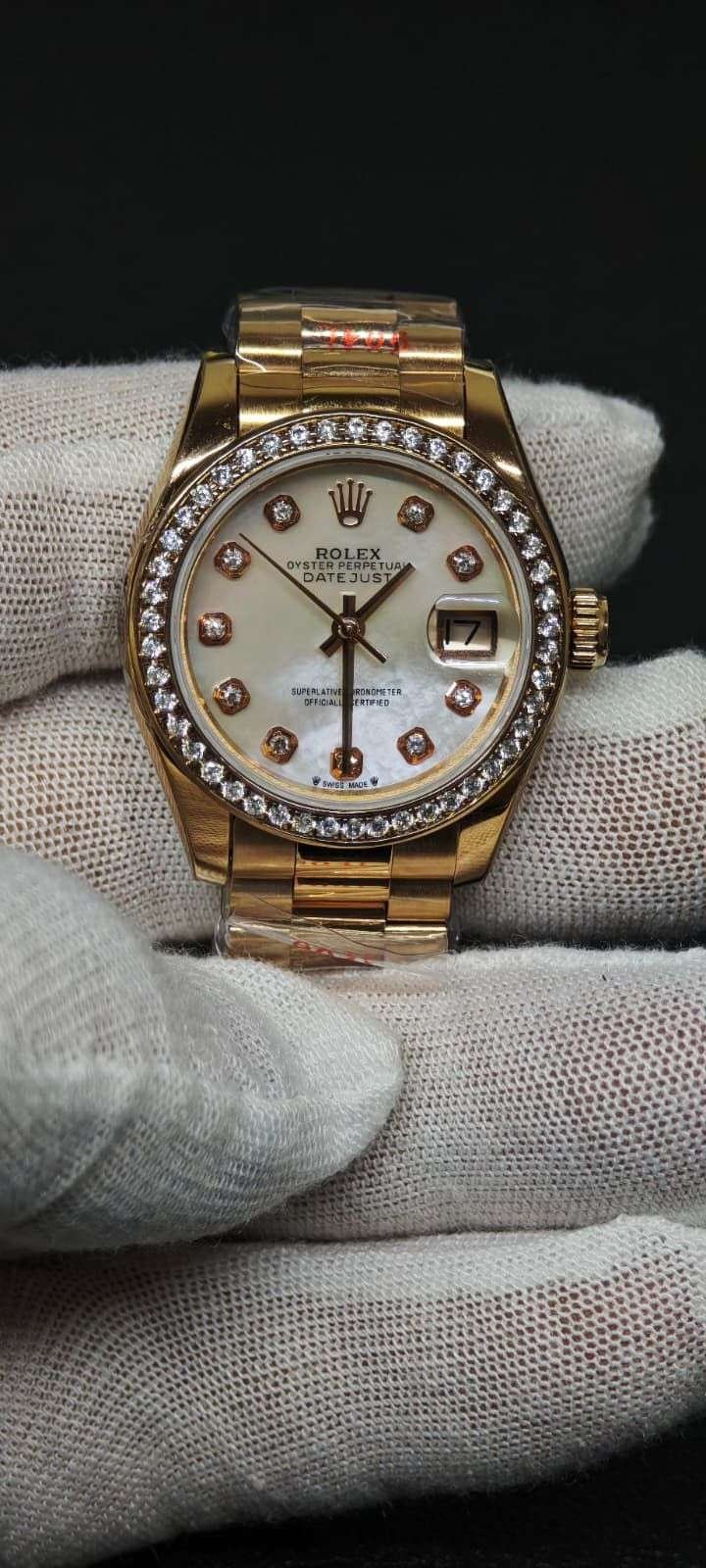 Rolex datejust MOP dial, Diamond Bezel 28mm