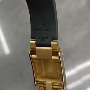 Rolex Daytona Black Dial with Diamond Markers and Gold Bezel - Image 10